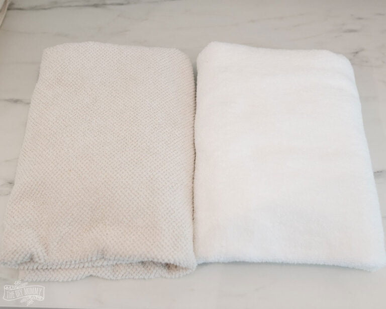 How to Keep White Towels White